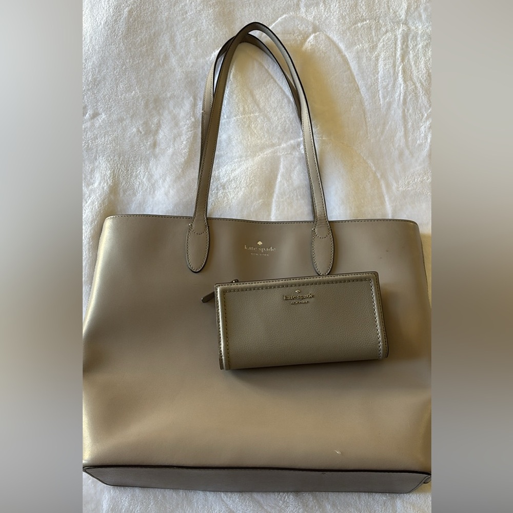 Gray Kate Spade purse with matching wallet